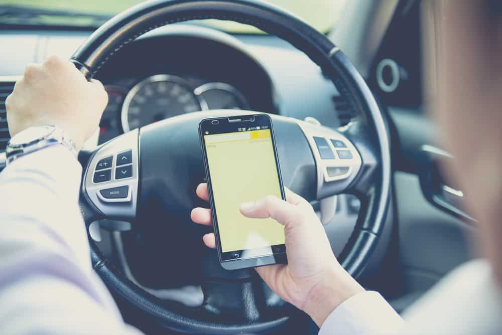 distracted driving with cell phone